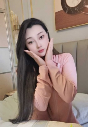 气质车模宝儿