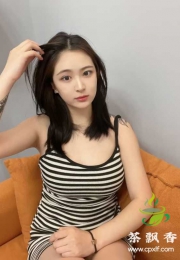大波清纯美眉